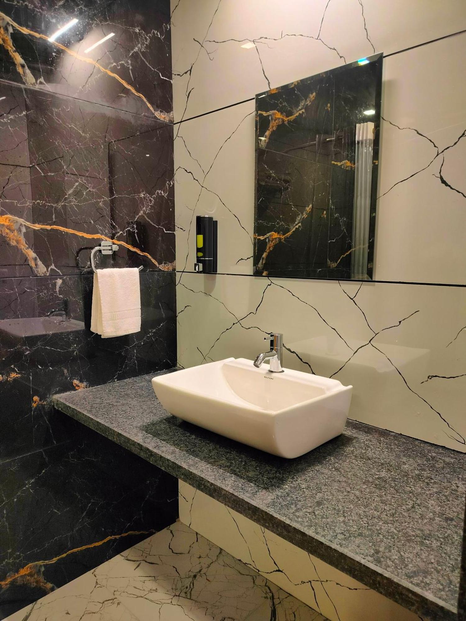 Onella Regency Otel Panchgani Dış mekan fotoğraf
